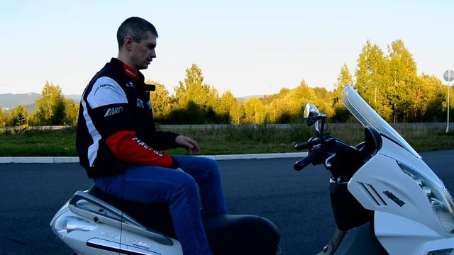 СКУТЕР КОТОРЫЙ МОЖЕТ ,ОБЗОР CF MOTO JET MAX 250