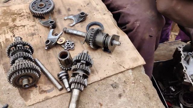 How To Assemble CG 150 Transmission
