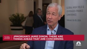 JPMorgan CEO Jamie Dimon on state of the US economy, commercial real estate risks and AI hype
