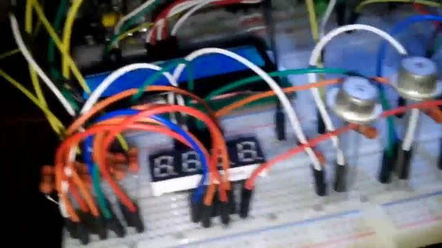 DS18B20 против DHT22