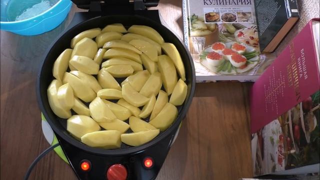Очень вкусный " Картофель по деревенски " в пицца-мейкере смотреть онлайн