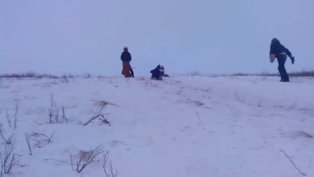 Мамон первый раз на горке смотреть онлайн