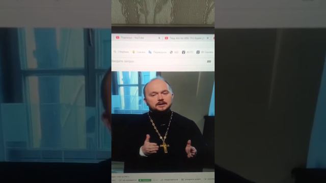 Мне Бог не нужен. Лучше сериал и поесть. смотреть онлайн