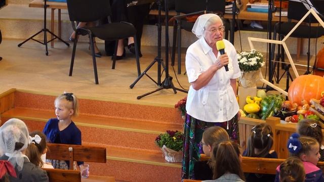 Осени дыхание всё ближе - стихотворение - Лариса Евгеньевна Грицук