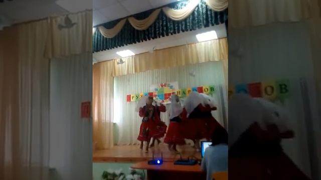 Дружба народов (Татары) смотреть онлайн