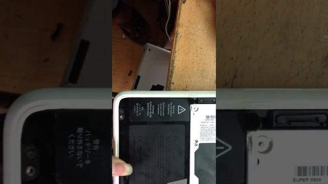 Thay bàn phím Macbook A1342