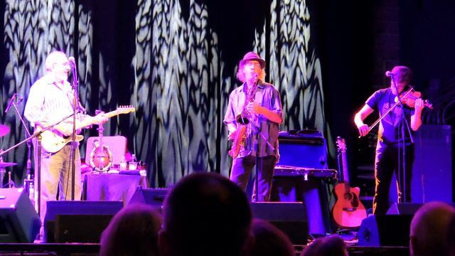 David Bromberg 2017-09-22 Sherman Theater Stroudsburg, PA "Fifty Dollar Wig" смотреть онлайн