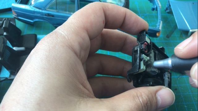 1/24 diecast Mercedes Benz W201 1983 190 E incelemesi Leo model restore renovation unboxing смотреть онлайн