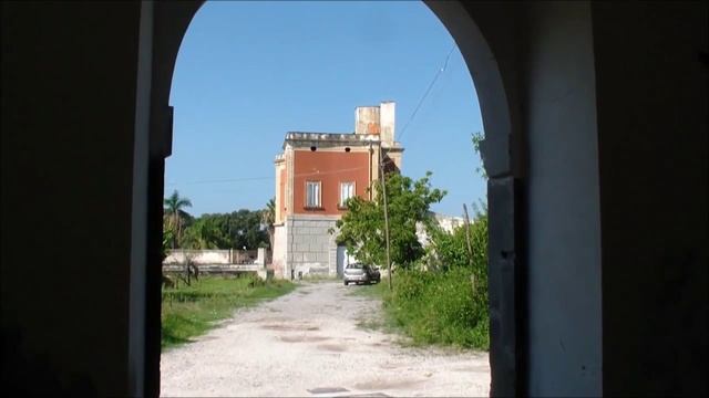 Portici Castello del Bosco Superiore... смотреть онлайн