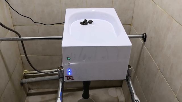 Автоматический кошачий туалет. Дмитрий, Москва. смотреть онлайн