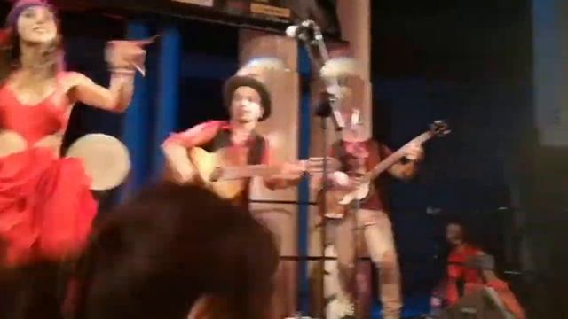 FORMACIÓN ANTIGUA / OLD LINE-UP (Terra Taranta) - Tarantella Montemaranese смотреть онлайн