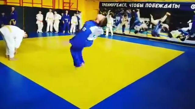 Новые фишки смотреть онлайн