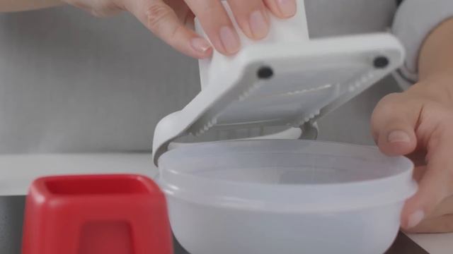 Tupperware Speedy Mando смотреть онлайн