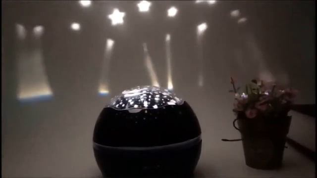 Ночник проектор звёздного неба Dream Rotating (с функцией вращения) смотреть онлайн