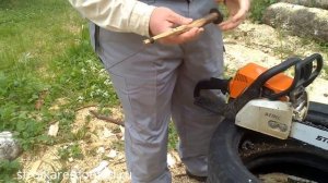 Как пилить дрова одинаковой длины (приспособление для бензопилы) ссылка на улучшенную в описании
