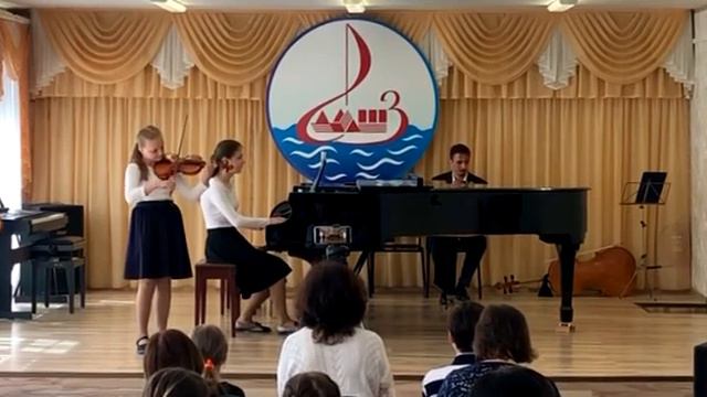Юдина А., Юдина М. «Непрерывное движение» Павел Шольц.