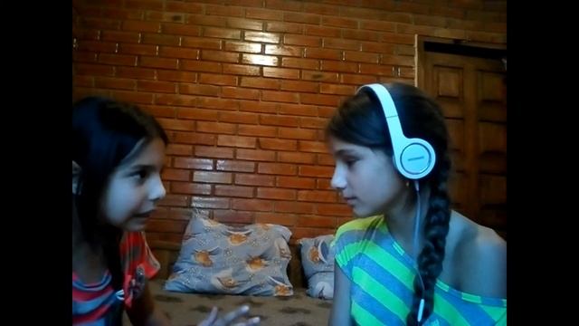 ЧЕЛЛЕНДЖ В НАУШНИКАХ С СЕСТРОЙ ШЁПОТ ЮТУБЕРА смотреть онлайн