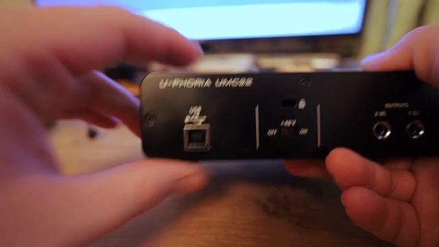 Behringer U-PHORIA UMC22 не работает простой 3.5 jack микрофон или особенности аудиоинтерфейсов. смотреть онлайн