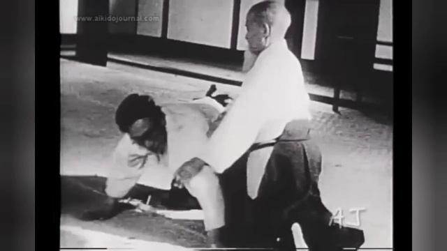 FUNCIONA el AIKIDO en una PELEA REAL - Como defenderse en una pelea callejera смотреть онлайн