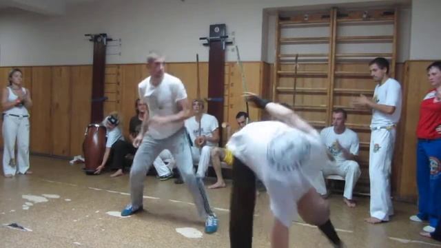 Centro Cultural De Senzala Odessa. Сenora e Doctor. jogo Capoeira. смотреть онлайн