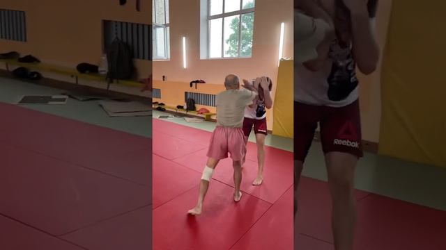 Нравится контент с дедом ? #кранмма #kranmma #дед #супердед #бокс #боксер смотреть онлайн