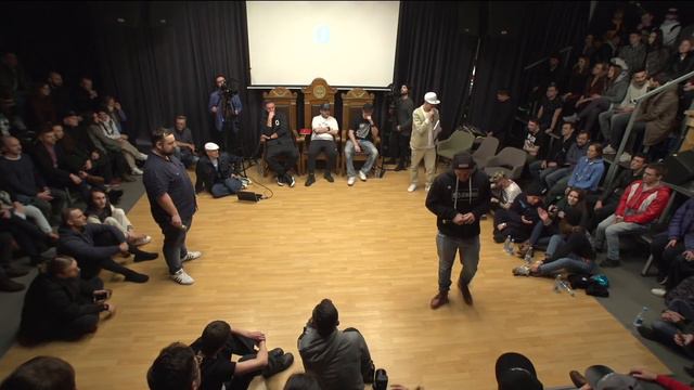 КИНГСАЙЗ - МУНСТАР. РЭП ФРИСТАЙЛ БАТТЛ. 1/4 ФИНАЛА. НОВОГОДНИЙ "V1 BATTLE" 2017 смотреть онлайн