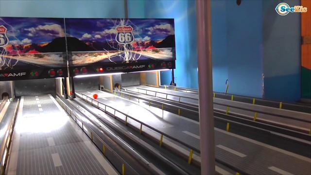 ✔ Кукла Ненуко и девочка Ярослава играют в боулинг в Игровом Центре / Nenuco Doll plays bowling ✔ смотреть онлайн