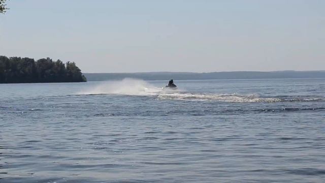 После капиталки мотора. Гидроцикл Yamaha GP 760. смотреть онлайн