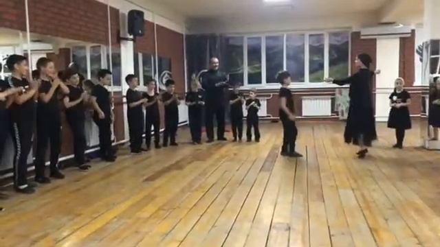 BERS И RAYANA г. Грозный Ансамбль LAM смотреть онлайн