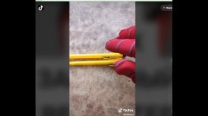 Как сделать веб-шутеры Человека-Паука?/ Туториалы из Тик-Тока