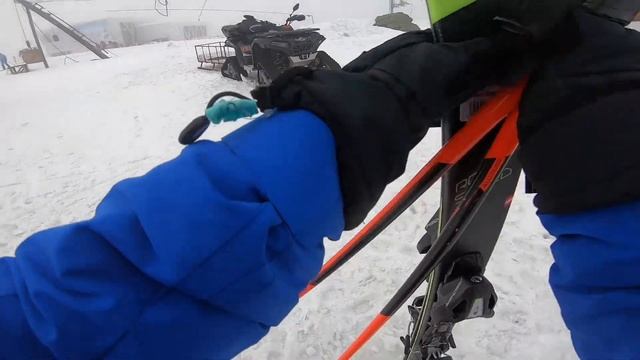 ЖЕСТКО УПАЛ НА ЛЫЖАХ // поездка в Сербию часть 1 смотреть онлайн