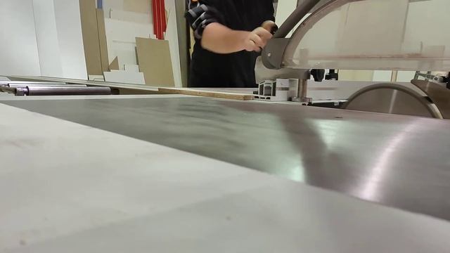 Распил ЛДСП на современном оборудовании смотреть онлайн