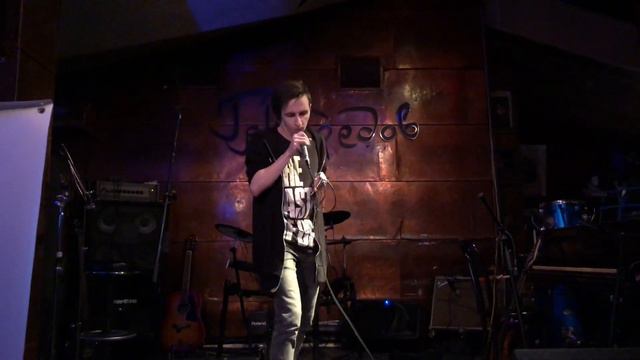 JETman выступает в клубе Грибоедова. Muse - survival смотреть онлайн