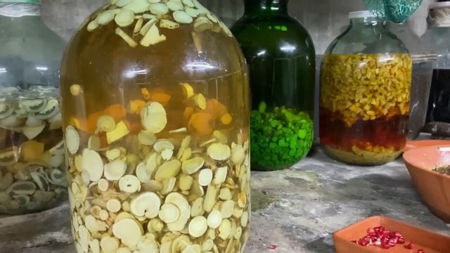 ОМЛЕТ ИЗ КРАПИВЫ|ГОТОВИМ ВСЕ ВМЕСТЕ смотреть онлайн