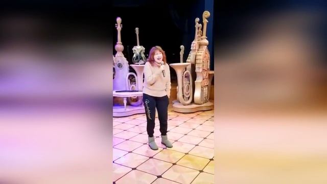 Екатерина Семёнова - Повезло. Геликон-опера, репетиция песни 21.12.2018 смотреть онлайн