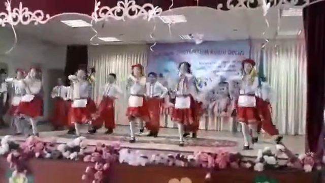 Украинский танец Талшын смотреть онлайн