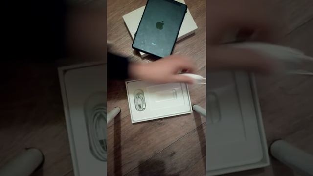 Распаковка и обзор iPad mini. смотреть онлайн