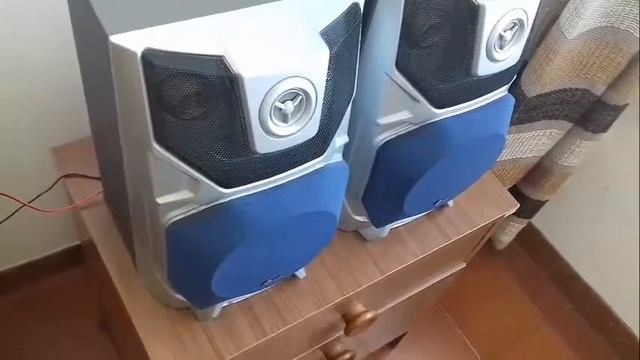 Самый простой и дешевый способ превратить обычные колонки в Bluetooth колонки,с приличным звучанием смотреть онлайн
