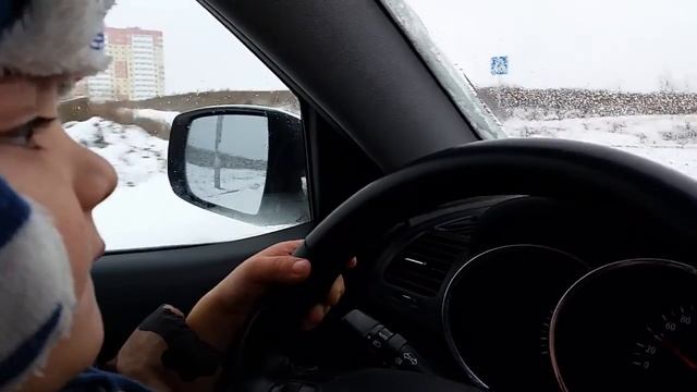 Ребенок за рулем, 4 года)))
