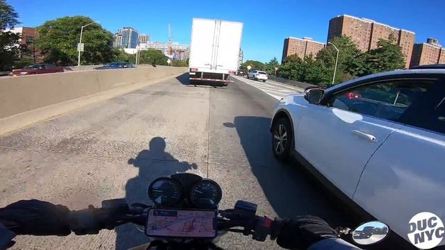 SPLITTING OUT OF NYC - Brooklyn to Bronx to New Jersey Moto Journey v1737 смотреть онлайн
