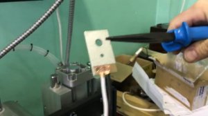 Тестирование ультразвуковой сварки медных проводов к алюминиевой шине