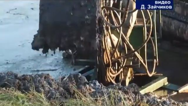 Банный пруд приводят в порядок смотреть онлайн