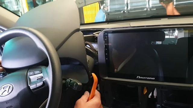 Hyundai Kona headunit removal / ACA смотреть онлайн