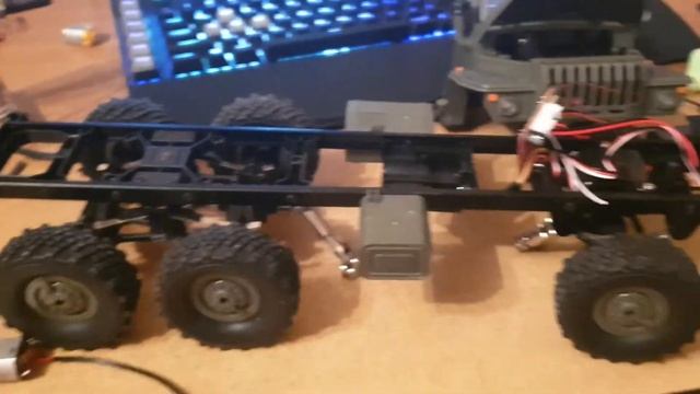 Это фиаско УРАЛ B36 от WPL... В двигателе вода. Щетки сдохли... смотреть онлайн