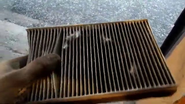 Новая гранта, меняю воздушный и салонный фильтра / расход 20 литров смотреть онлайн