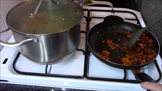 БОРЩ ФЛОТСКИЙ. Как приготовить наваристый, нажористый и очень вкусный борщ. смотреть онлайн