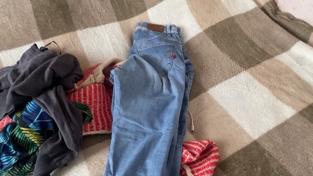 VLOG: УБОРКА дома?разбираю УХОДОВУЮ КОСМЕТИКУ? || 13.10.21 смотреть онлайн