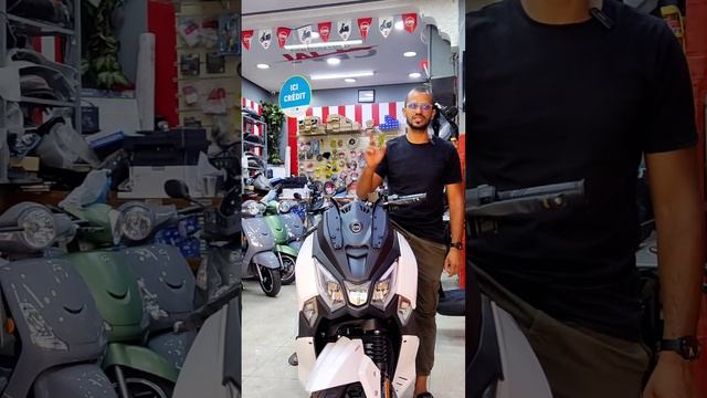أحسن دراجة 300cc ممكن تشريها Joyride 300i فاللون الأبيض ??? смотреть онлайн