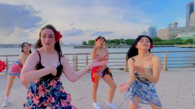 [KPOP IN PUBLIC NYC] TWICE 트와이스 - Alcohol-Free Dance Cover смотреть онлайн