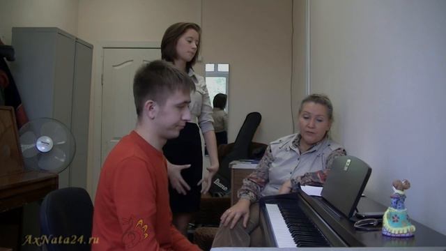 Урок вокала.Позиционное голосоведение.Frenk Sinatra Something Stupid смотреть онлайн